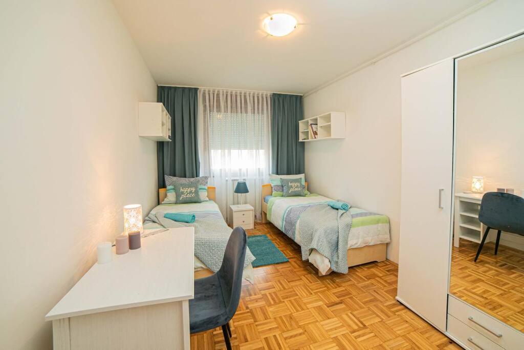 Sunny Day -Arena Zagreb , 2 Bathrooms, 102M², エクステリア 写真
