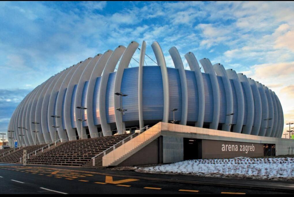 Sunny Day -Arena Zagreb , 2 Bathrooms, 102M², エクステリア 写真
