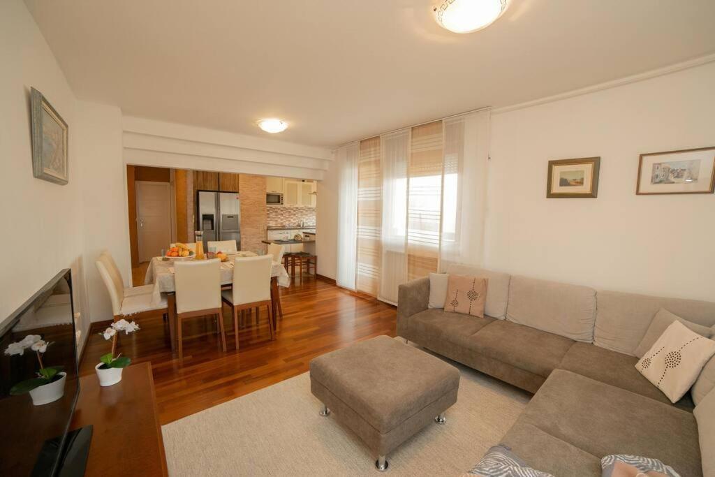Sunny Day -Arena Zagreb , 2 Bathrooms, 102M², エクステリア 写真