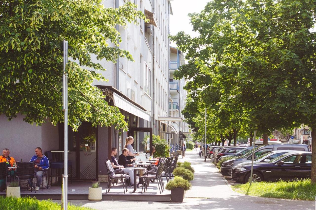 Sunny Day -Arena Zagreb , 2 Bathrooms, 102M², エクステリア 写真